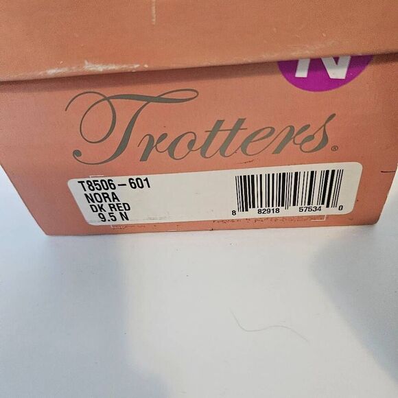 Trotters Nora dark red leather slip on flats. Size 9.5 N. - Picture 7 of 7